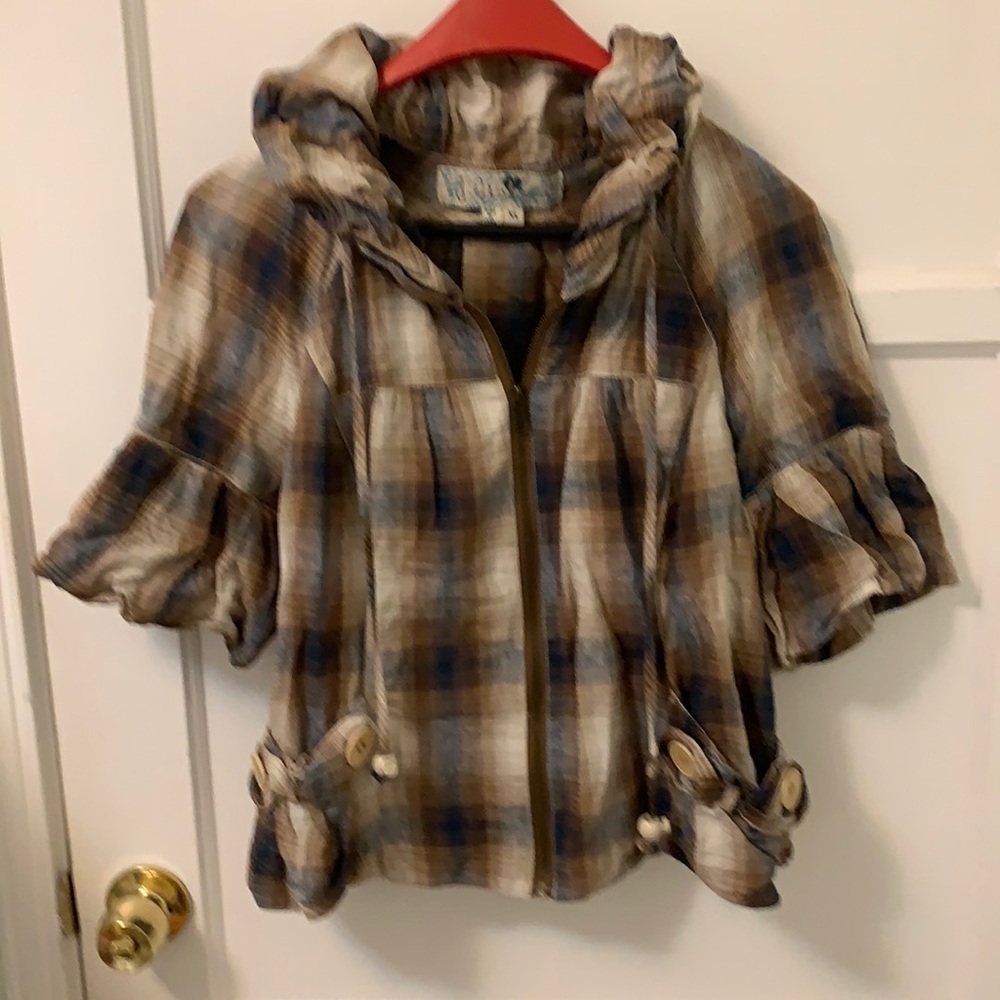 NWOT JOLT PLAID PEPLUM SLEEVED CUTE TOP🎈❤️